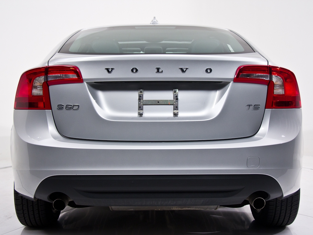 Volvo S60 2012 photo 4