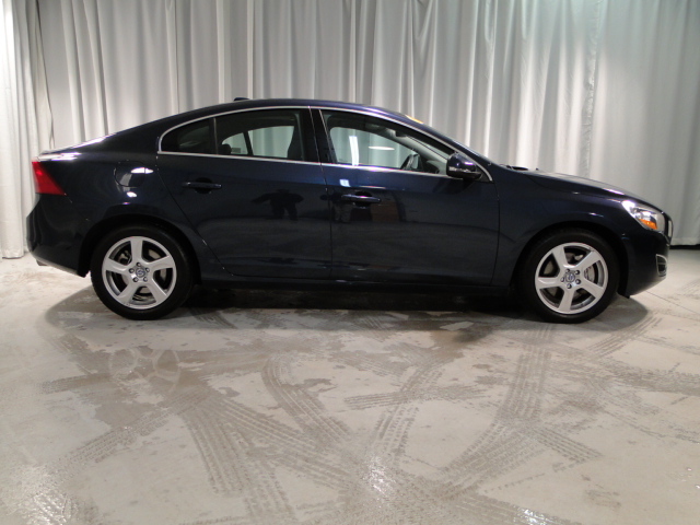Volvo S60 2012 photo 5