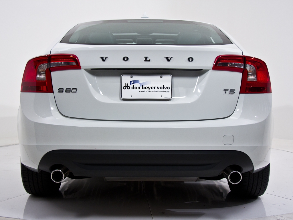 Volvo S60 2012 photo 4