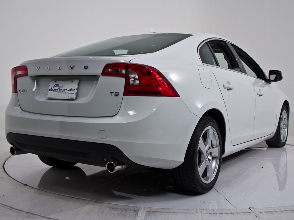 Volvo S60 2012 photo 5
