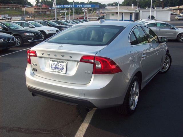 Volvo S60 2012 photo 5