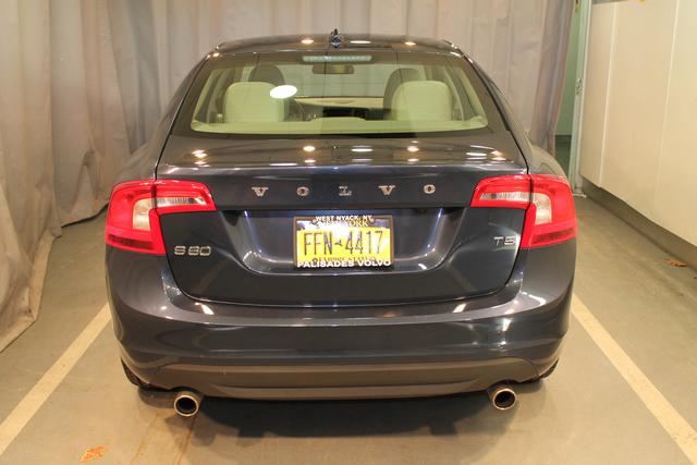 Volvo S60 2012 photo 4