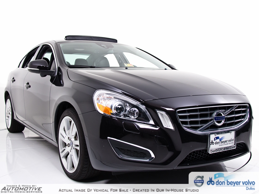 Volvo S60 2012 photo 2
