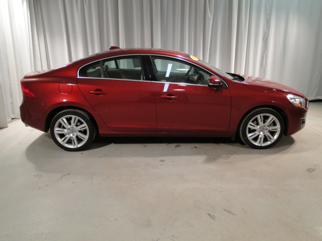 Volvo S60 2012 photo 5