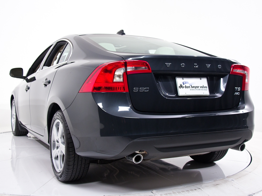 Volvo S60 2012 photo 3
