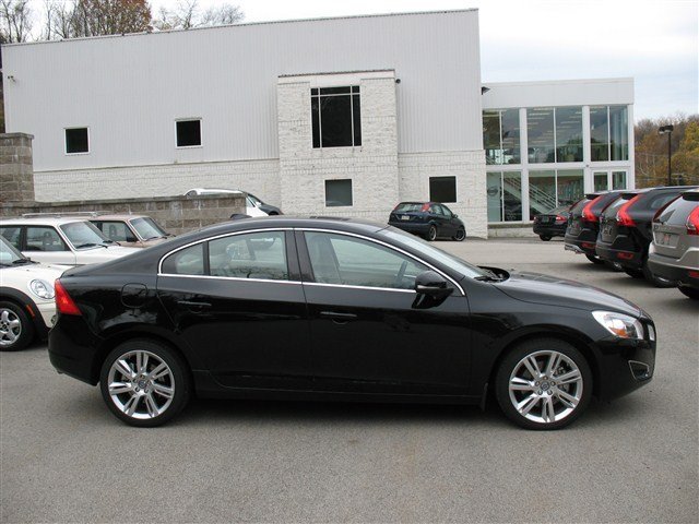 Volvo S60 2012 photo 4