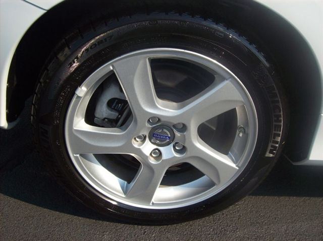 Volvo S60 2012 photo 4