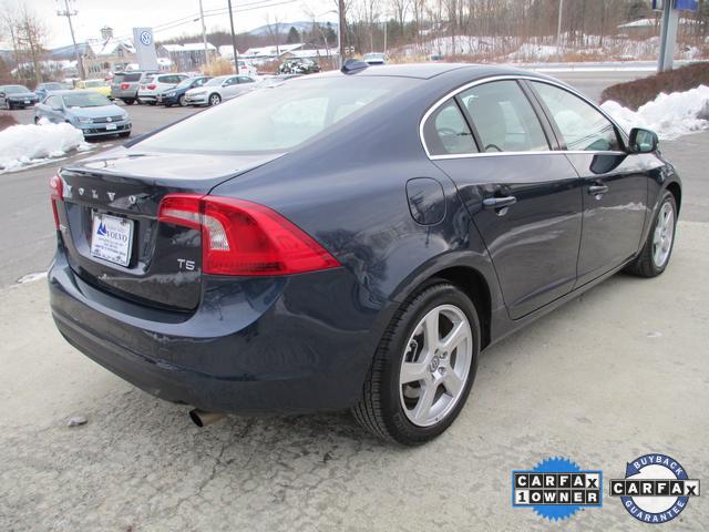 Volvo S60 2012 photo 5