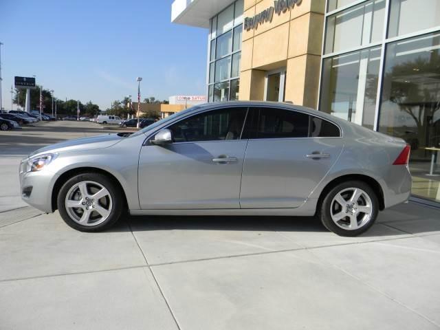 Volvo S60 2013 photo 4