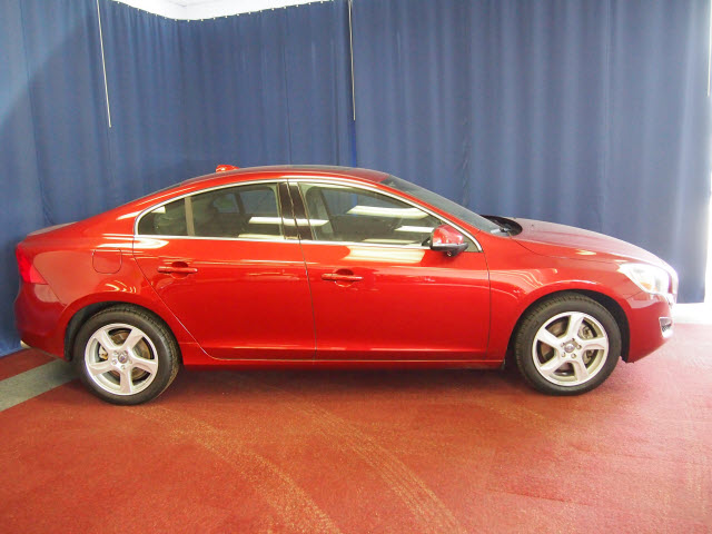 Volvo S60 2013 photo 4