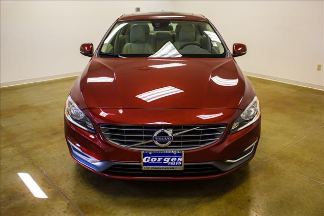 Volvo S60 2014 photo 3