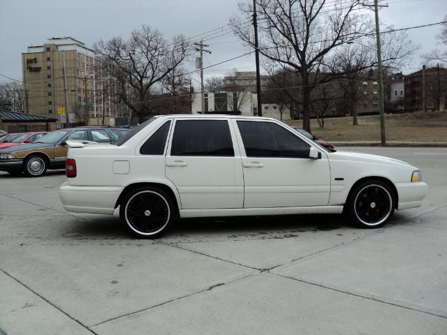 Volvo S70 1998 photo 2