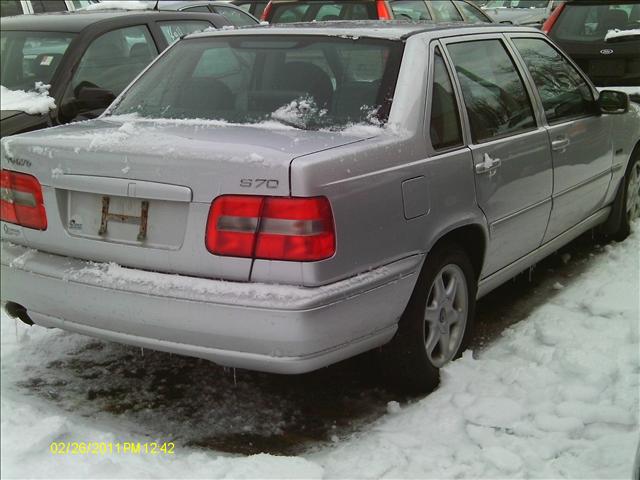 Volvo S70 1998 photo 2