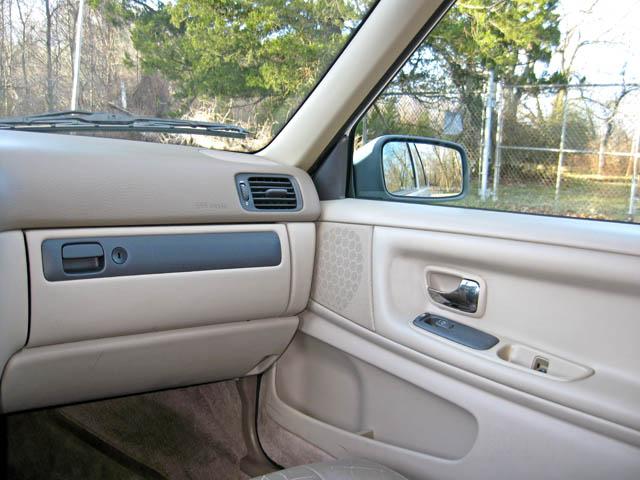 Volvo S70 1998 photo 2