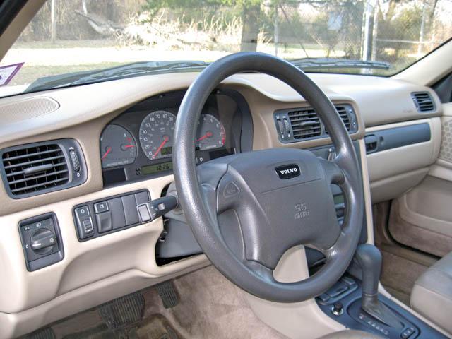 Volvo S70 1998 photo 3