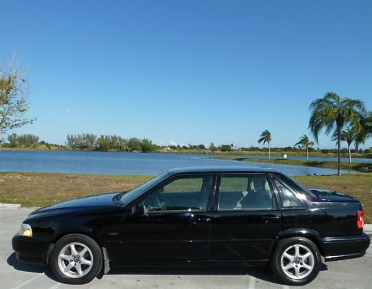 Volvo S70 1998 photo 1
