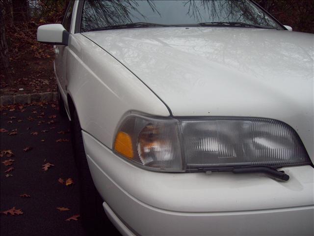 Volvo S70 1998 photo 2
