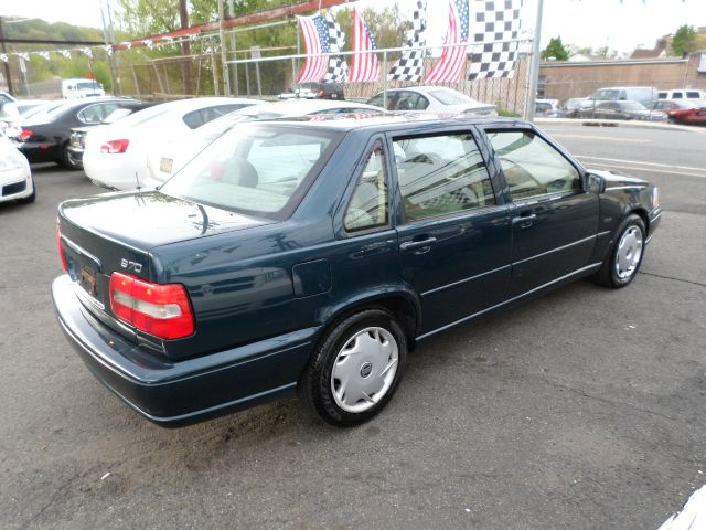 Volvo S70 LS Flex Fuel 4x4 This Is One Of Our Best Bargains Sedan
