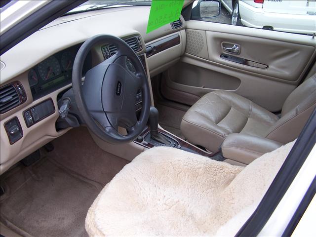 Volvo S70 1998 photo 1