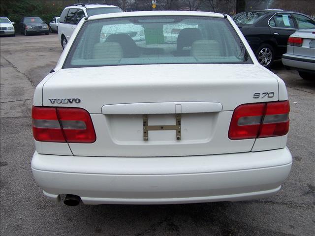 Volvo S70 1998 photo 3