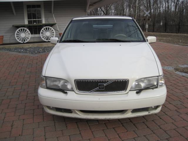 Volvo S70 1998 photo 1
