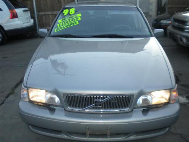 Volvo S70 1998 photo 1