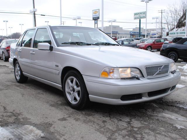 Volvo S70 1998 photo 2