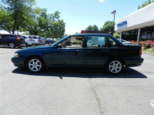 Volvo S70 1998 photo 1