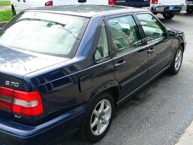 Volvo S70 1998 photo 1