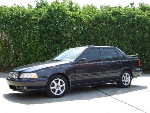 Volvo S70 LS Special Value Sedan