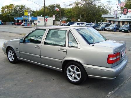 Volvo S70 1998 photo 1