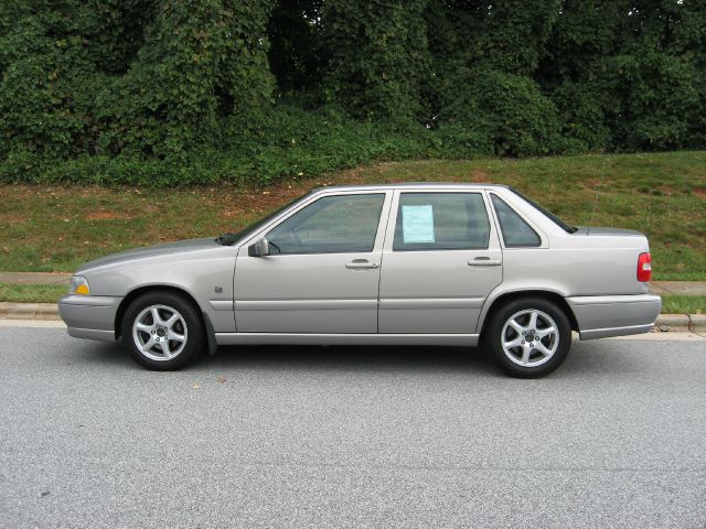 Volvo S70 1999 photo 1