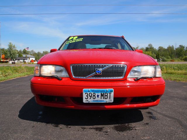 Volvo S70 1999 photo 1