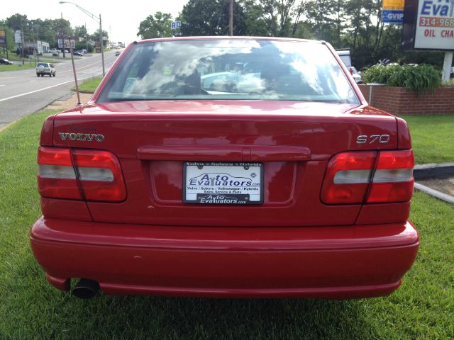 Volvo S70 1999 photo 16
