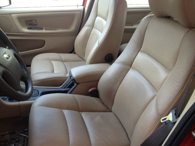 Volvo S70 1999 photo 21