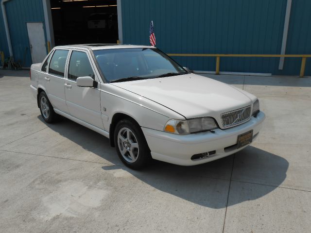 Volvo S70 1999 photo 1