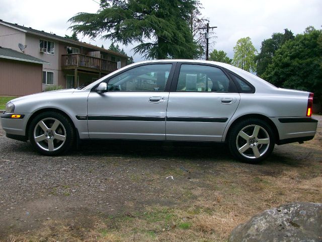 Volvo S80 1999 photo 1