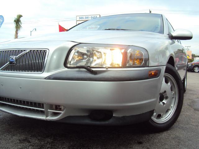 Volvo S80 2001 photo 3