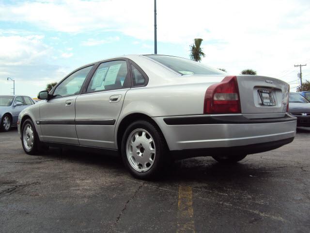 Volvo S80 4X4 - ONE Owner Sedan