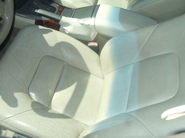 Volvo S80 4X4 - ONE Owner Sedan