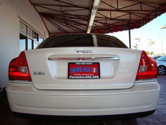 Volvo S80 2004 photo 1