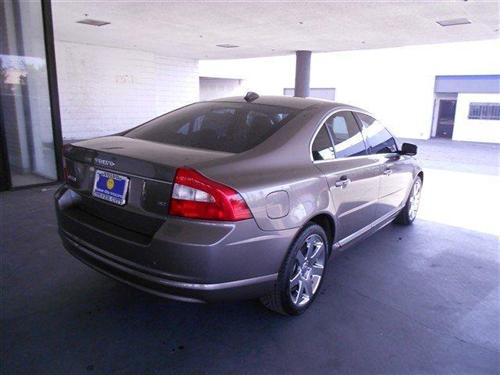 Volvo S80 2008 photo 2