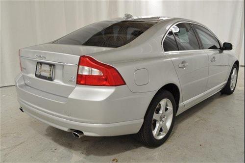 Volvo S80 2008 photo 1