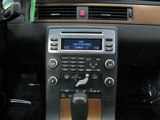 Volvo S80 2008 photo 15