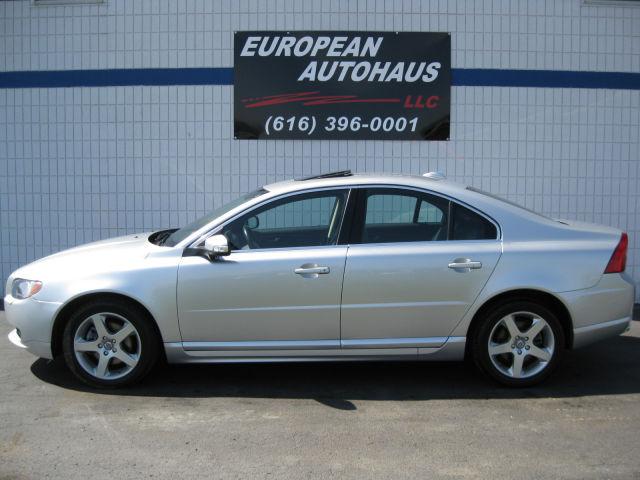 Volvo S80 LE 4x4 SUV Sedan