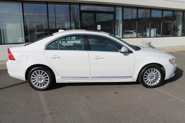 Volvo S80 2012 photo 1