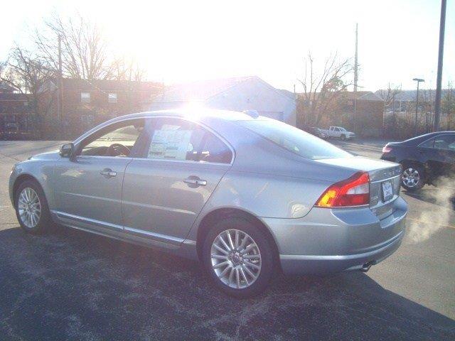 Volvo S80 2013 photo 1