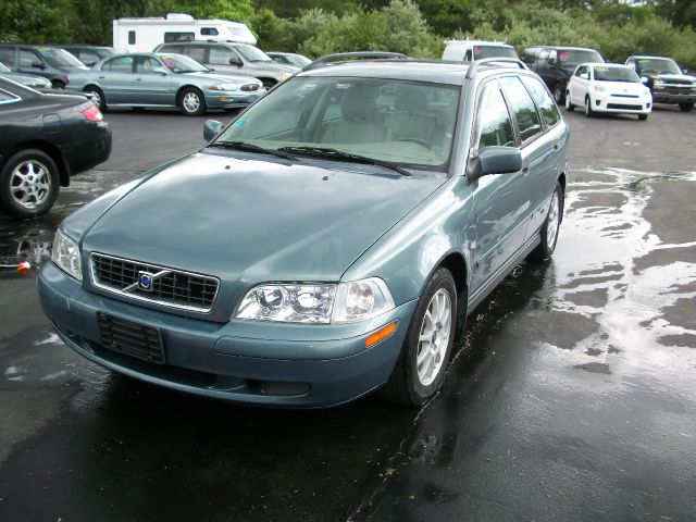 Volvo V40 2003 photo 4