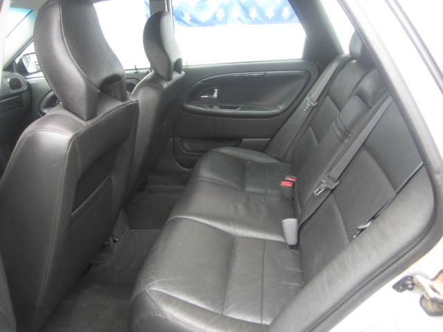 Volvo V40 2004 photo 13