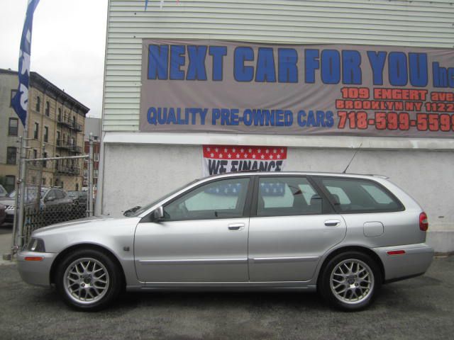 Volvo V40 2004 photo 4